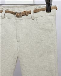 2703-1 Μπεζ καμπαρντίνα παντελόνι, σιέλ βαμβακερό πουκάμισο και μπεζ καμπαρντίνα γιλέκο.