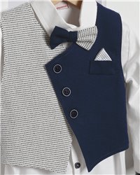 2717-2 Μπλε καμπαρντίνα παντελόνι, άσπρο βαμβακερό πουκάμισο και μπλε καμπαρντίνα γιλέκο.