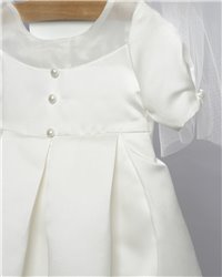 2704-2 Εκρού σατέν φόρεμα στολισμένο με κουμπιά πέρλες.
