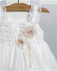 2718-1 Άσπρο φόρεμα από τούλι στολισμένο με τούλινα λουλούδια και κορδελάκια.
