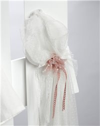 2732-2 Εκρού φόρεμα από τούλι στολισμένο με δαντελένια λουλούδια και κορδελάκια.