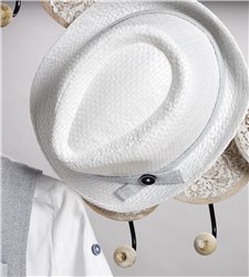 2805-3 Γκρι καμπαρντίνα παντελόνι, άσπρο βαμβακερό πουκάμισο και γκρι καμπαρντίνα γιλέκο.
