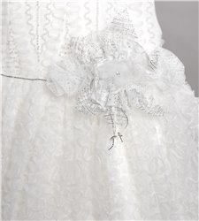 2824-2 Εκρού φόρεμα από ανάγλυφο τούλι στολισμένο με τούλινο λουλούδι.