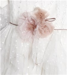 2826-2 Εκρού φόρεμα από πουά τούλι στολισμένο με τούλινα λουλούδια.